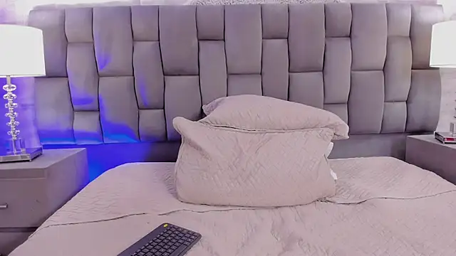 CinthiaCollins online show from 02/07/25, 12:09