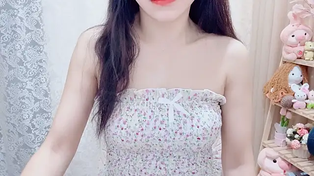 Snapshot of Rellababyy chatting on 10/18/25, 01:23 Rellababyy online show from 10/18/25, 01:23