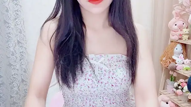 Snapshot of Rellababyy chatting on 10/27/25, 02:37 Rellababyy online show from 10/27/25, 02:37