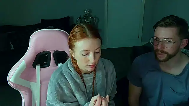 Snapshot of Red_firesquirt chatting on 02/20/25, 09:20 Red firesquirt online show from 02/20/25, 09:20