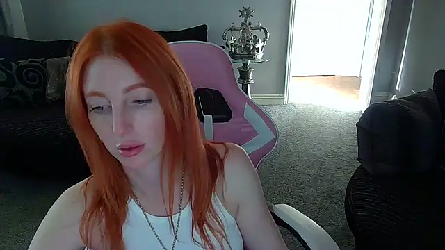 Snapshot of Red_firesquirt chatting on 02/24/25, 02:26 Red firesquirt online show from 02/24/25, 02:26