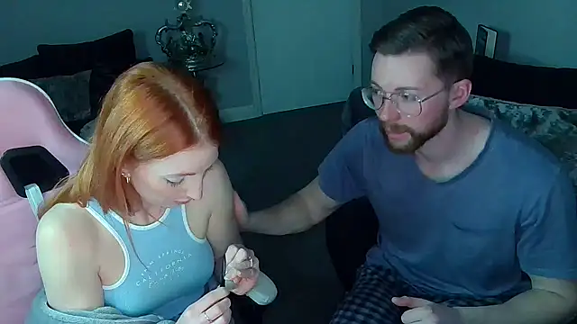 Snapshot of Red_firesquirt chatting on 03/01/25, 09:37 Red firesquirt online show from 03/01/25, 09:37