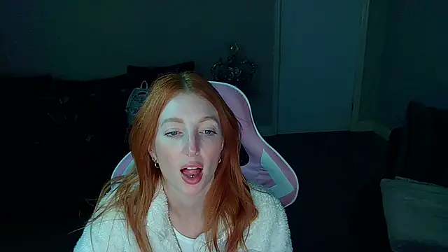 Snapshot of Red_firesquirt chatting on 03/12/25, 09:24 Red firesquirt online show from 03/12/25, 09:24