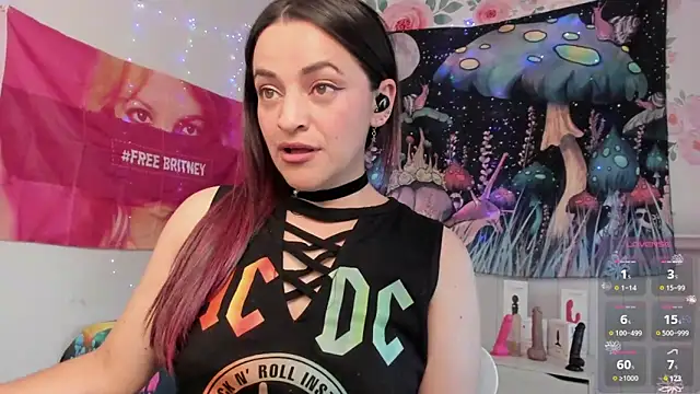 LovelyAzucena online show from 02/07/25, 08:31