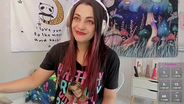 LovelyAzucena online show from 03/06/25, 02:51