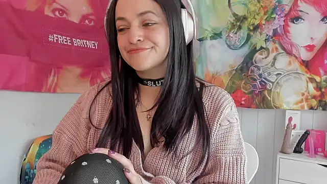 LovelyAzucena online show from 10/03/25, 03:09