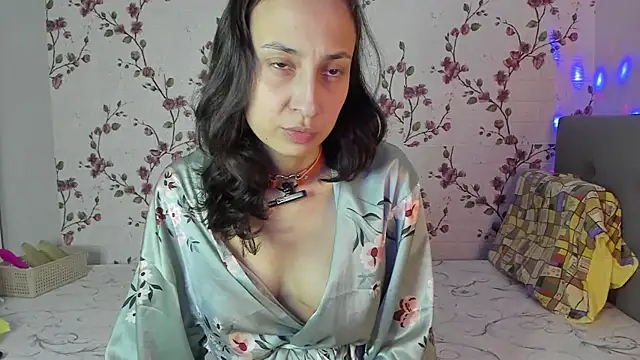 Alisagold90 online show from 10/29/25, 11:23