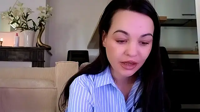 Lilie romeo online show from 12/18/24, 11:24