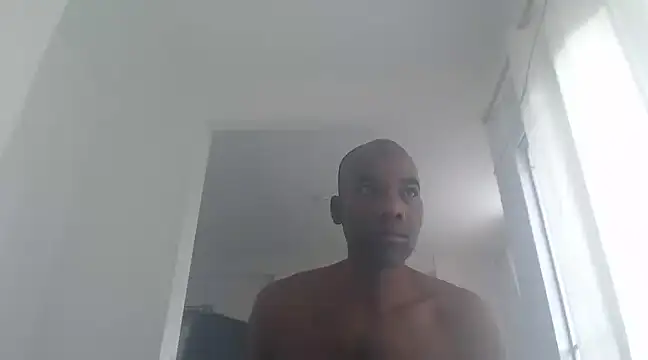 Snapshot of xDonVictor chatting on 03/15/25, 12:02 xDonVictor online show from 03/15/25, 12:02