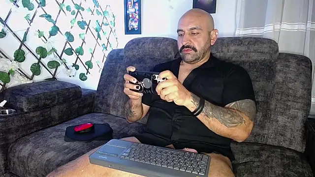 JD-69 online show from 01/30/25, 02:49