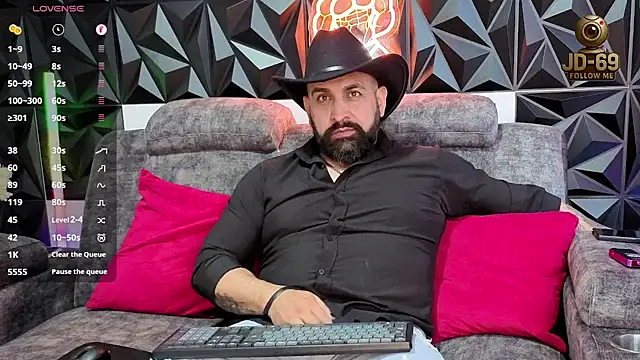 JD-69 online show from 10/21/25, 07:03