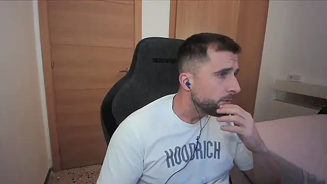 alex877x online show from 10/28/25, 10:45