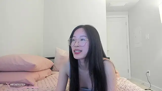 Snapshot of secretgirlfriendxo chatting on 01/22/25, 07:35 secretgirlfriendxo online show from 01/22/25, 07:35