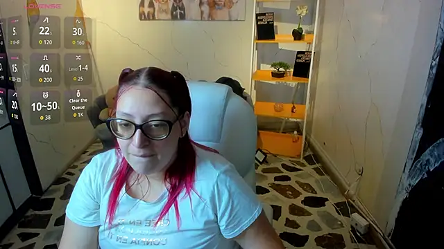 Snapshot of NiickyJones chatting on 10/11/25, 09:02 NiickyJones online show from 10/11/25, 09:02