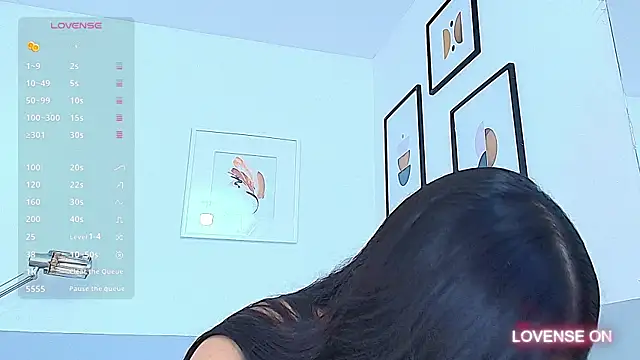 Snapshot of littlee_emilyy_ chatting on 12/04/24, 12:03 littlee emilyy online show from 12/04/24, 12:03