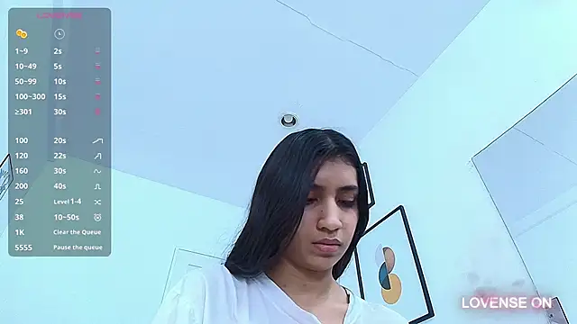 Snapshot of littlee_emilyy_ chatting on 12/22/24, 06:48 littlee emilyy online show from 12/22/24, 06:48