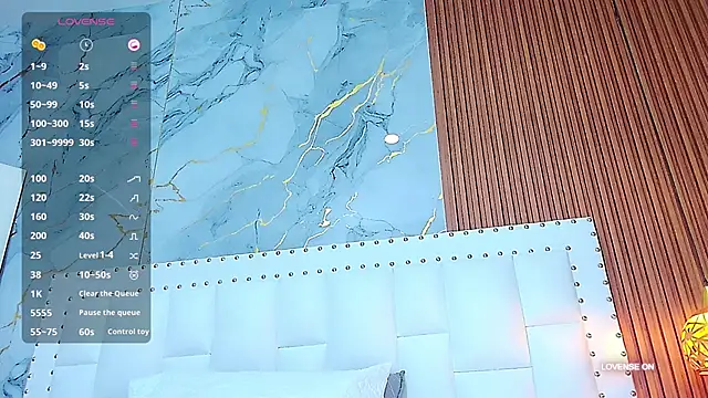 Snapshot of littlee_emilyy_ chatting on 01/29/25, 09:12 littlee emilyy online show from 01/29/25, 09:12