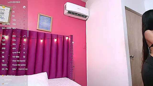 Snapshot of littlee_emilyy_ chatting on 02/12/25, 03:07 littlee emilyy online show from 02/12/25, 03:07