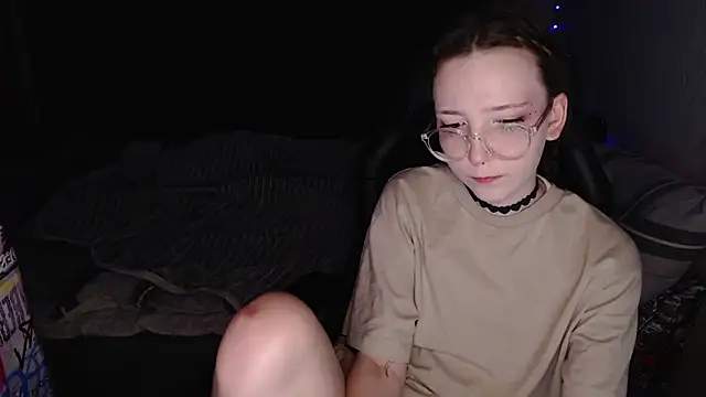 AmeliaKamishiro online show from 11/15/25, 01:58