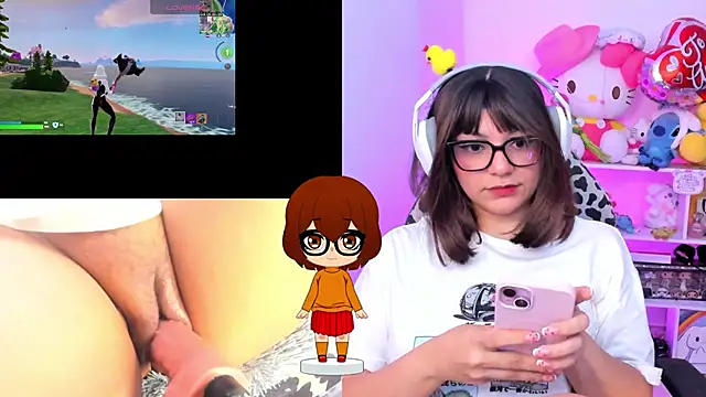 cinna monroll online show from 10/08/25, 03:04