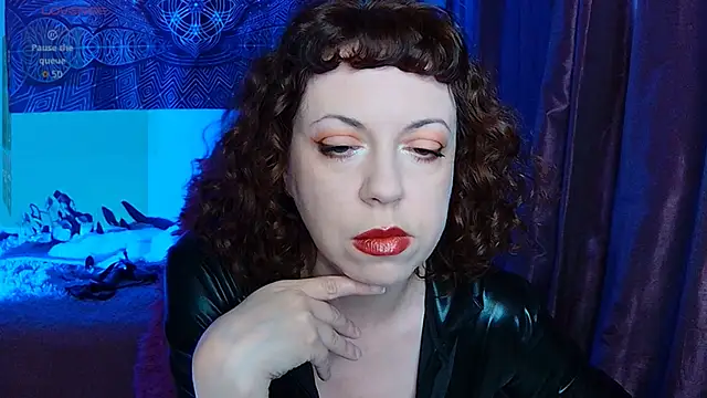 Snapshot of Helena__Femdom chatting on 10/15/25, 02:06 Helena Femdom online show from 10/15/25, 02:06