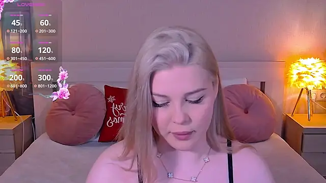 Snapshot of Alexis_Powell chatting on 12/30/24, 12:00 Alexis Powell online show from 12/30/24, 12:00