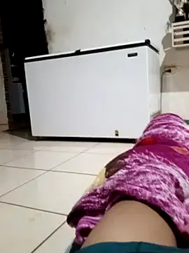 Snapshot of Jhongostoso053 chatting on 12/03/24, 01:52 Jhongostoso053 online show from 12/03/24, 01:52