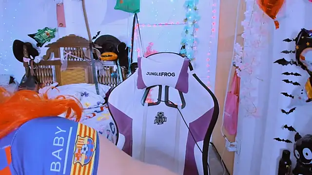 SofiaOlivares online show from 10/07/25, 10:18