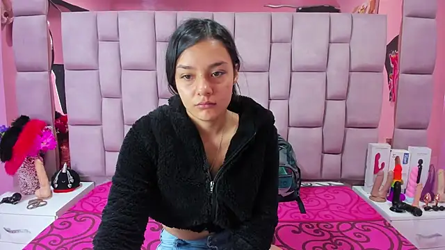 Snapshot of Bich_Anal_ chatting on 02/25/25, 01:50 Bich Anal online show from 02/25/25, 01:50