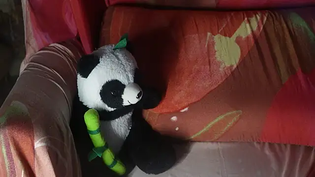 -AyeshaSinghania- online show from 10/27/25, 06:12