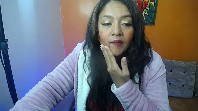 daleska ayala 1 online show from 01/11/25, 09:25