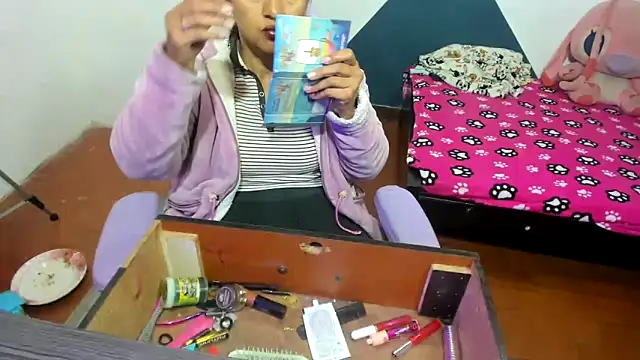 daleska ayala 1 online show from 11/12/25, 10:20