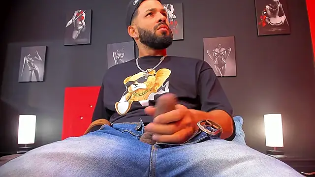 Thiagogomez online show from 01/18/25, 12:26