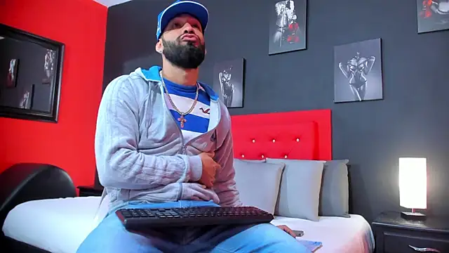 Thiagogomez online show from 09/12/25, 12:27