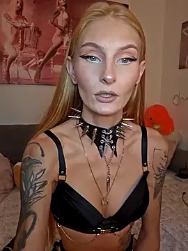 LessiaMia online show from 12/03/24, 10:17