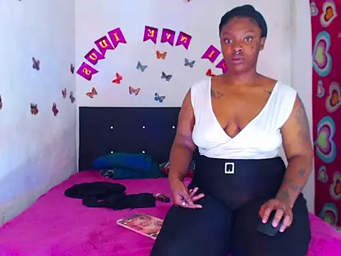 Snapshot of The_wickles_4443 chatting on 10/18/25, 06:41 The wickles 4443 online show from 10/18/25, 06:41