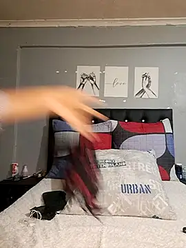 Toya P online show from 10/23/25, 12:04