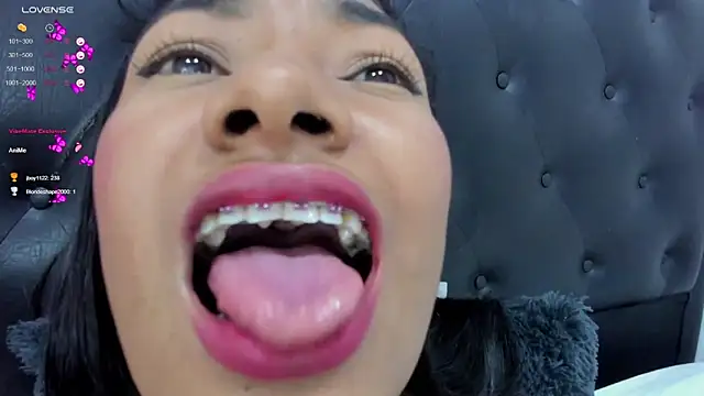 ariana19x online show from 02/04/25, 03:47