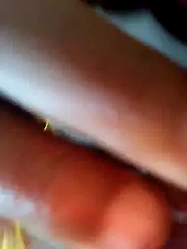 Snapshot of nomadazuki chatting on 11/30/25, 10:25 nomadazuki online show from 11/30/25, 10:25