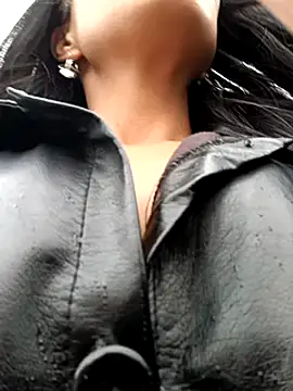 Astrid-- online show from 02/12/25, 08:50