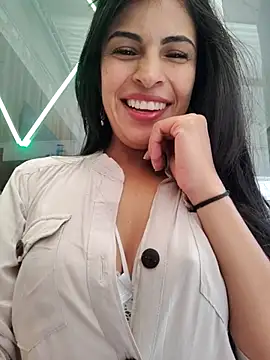 Astrid-- online show from 10/17/25, 08:33