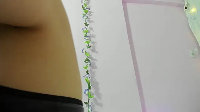 Samanta roberts1 online show from 01/23/25, 12:30