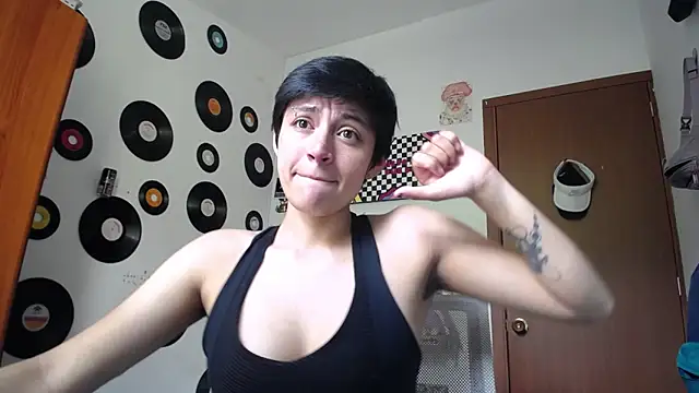 Snapshot of 9_Fernanda_9 chatting on 01/16/25, 03:13 9 Fernanda 9 online show from 01/16/25, 03:13
