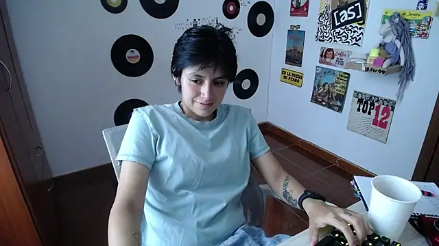 Snapshot of 9_Fernanda_9 chatting on 02/28/25, 09:12 9 Fernanda 9 online show from 02/28/25, 09:12