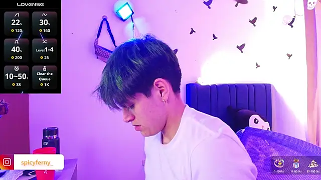 Snapshot of 9_Fernanda_9 chatting on 10/20/25, 08:48 9 Fernanda 9 online show from 10/20/25, 08:48