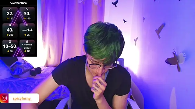 Snapshot of 9_Fernanda_9 chatting on 10/22/25, 08:47 9 Fernanda 9 online show from 10/22/25, 08:47