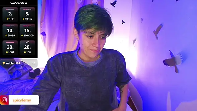 Snapshot of 9_Fernanda_9 chatting on 10/23/25, 08:24 9 Fernanda 9 online show from 10/23/25, 08:24