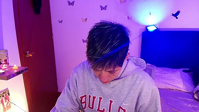 Snapshot of 9_Fernanda_9 chatting on 11/26/25, 07:20 9 Fernanda 9 online show from 11/26/25, 07:20