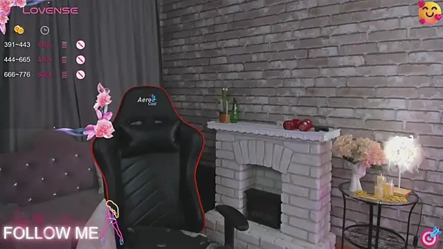 SarahCoksss online show from 10/08/25, 12:52