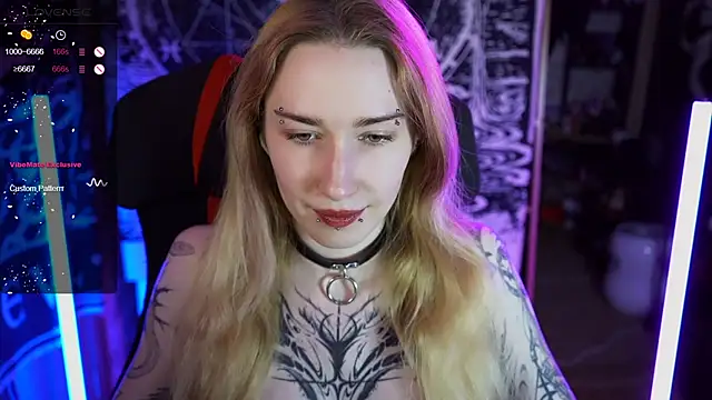 Snapshot of amywhitenessxx chatting on 12/04/24, 01:53 amywhitenessxx online show from 12/04/24, 01:53